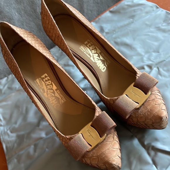 Ferragamo high heels shoes - Picture 7 of 9